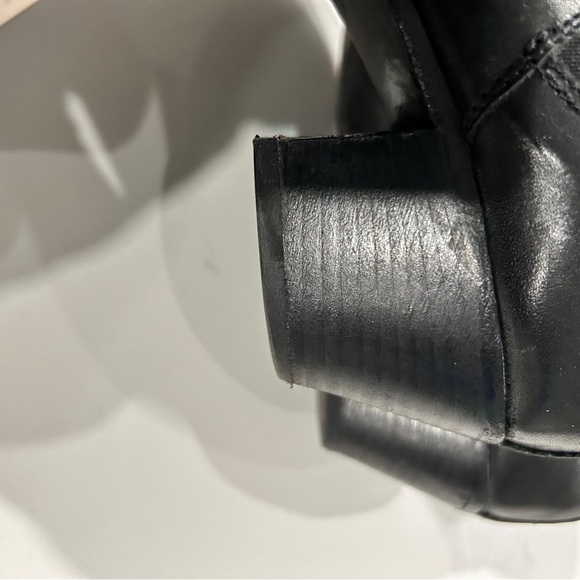 Italian Black Leather Chelsea Cowboy Ankle Boot - Picture 14 of 15